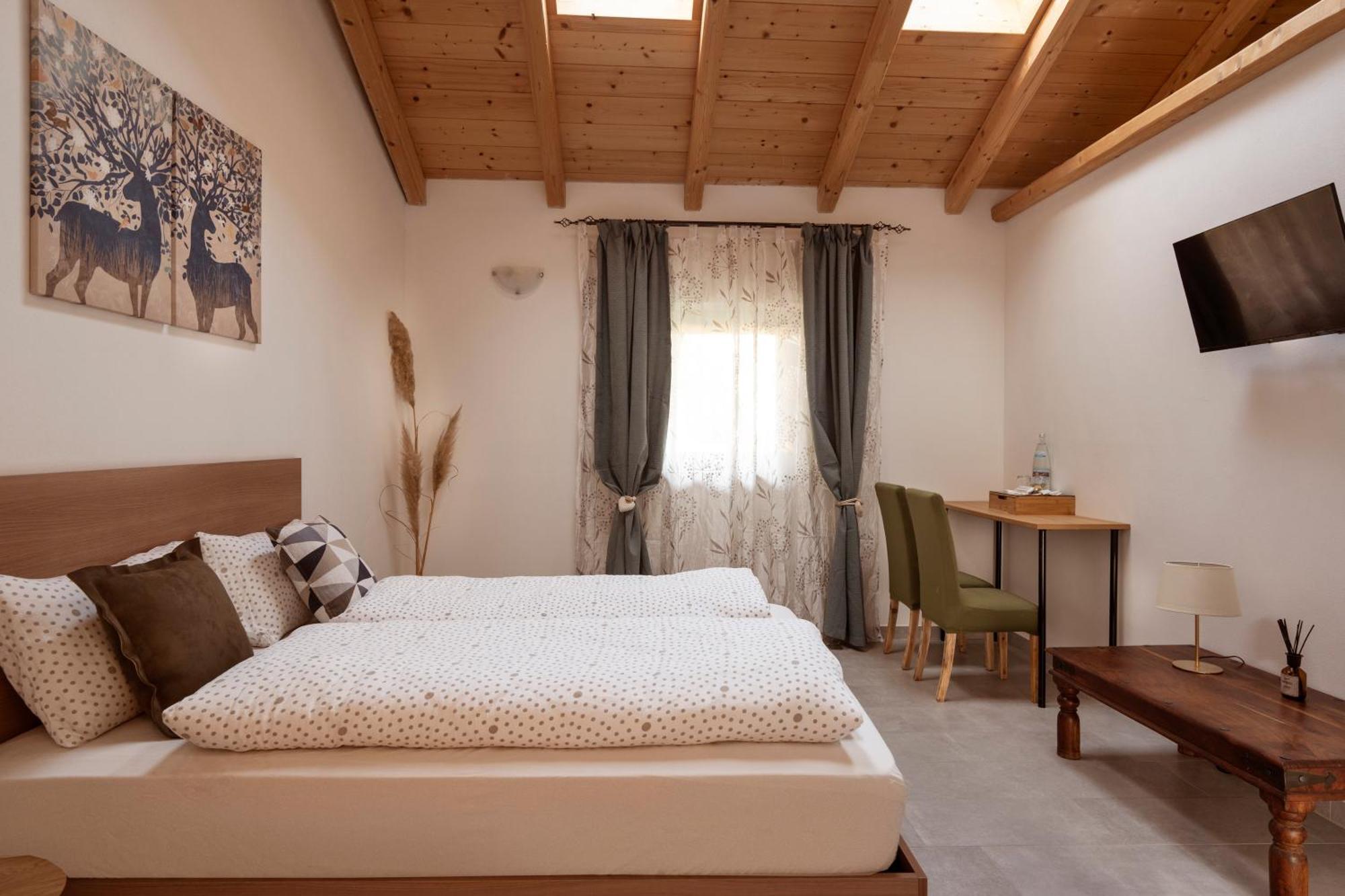Casa Il Grappolo Hotel Momo Ngoại thất bức ảnh